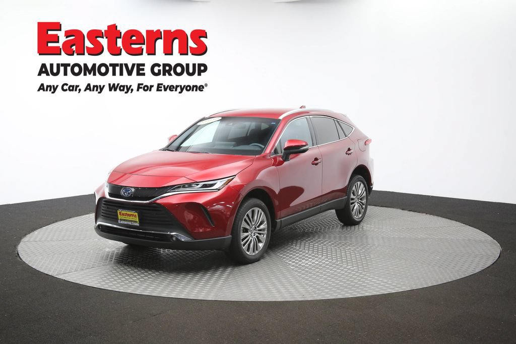 Used 2024 Toyota Venza LE AWD/4WD image 56