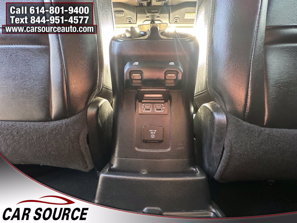 Used 2018 Jeep Wrangler Unlimited Sahara w/ Uconnect 4C Nav & Sound Group AWD/4WD image 25