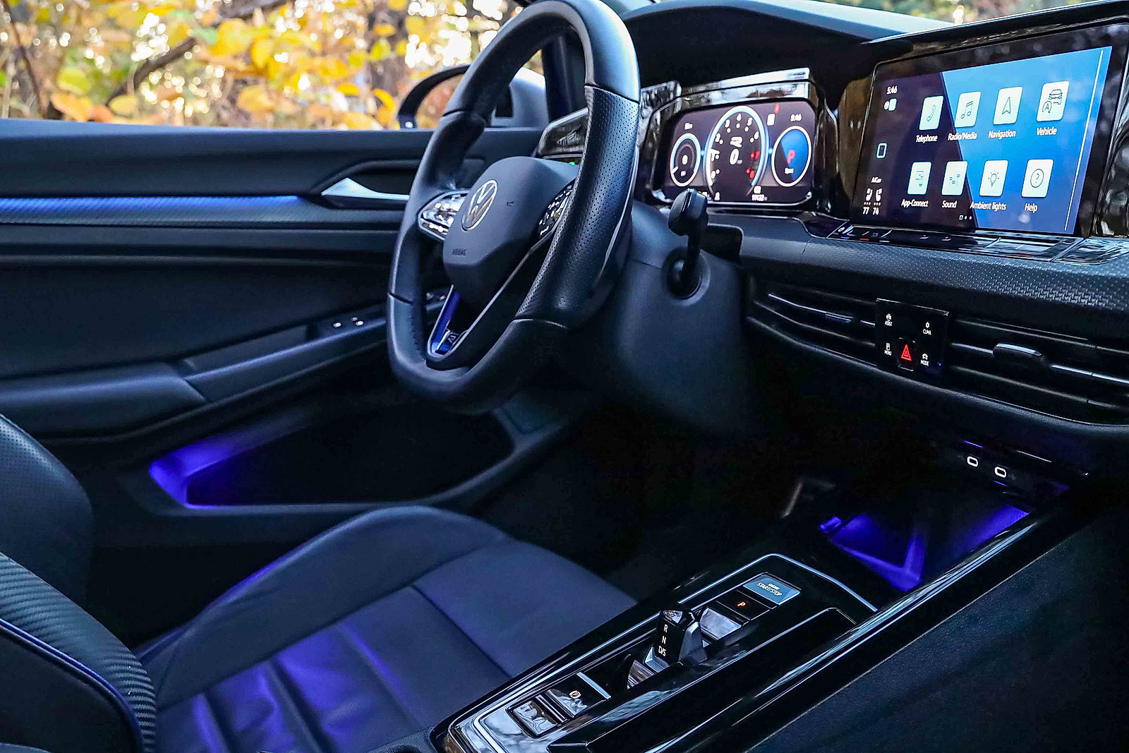 Used 2024 Volkswagen Golf R image 26