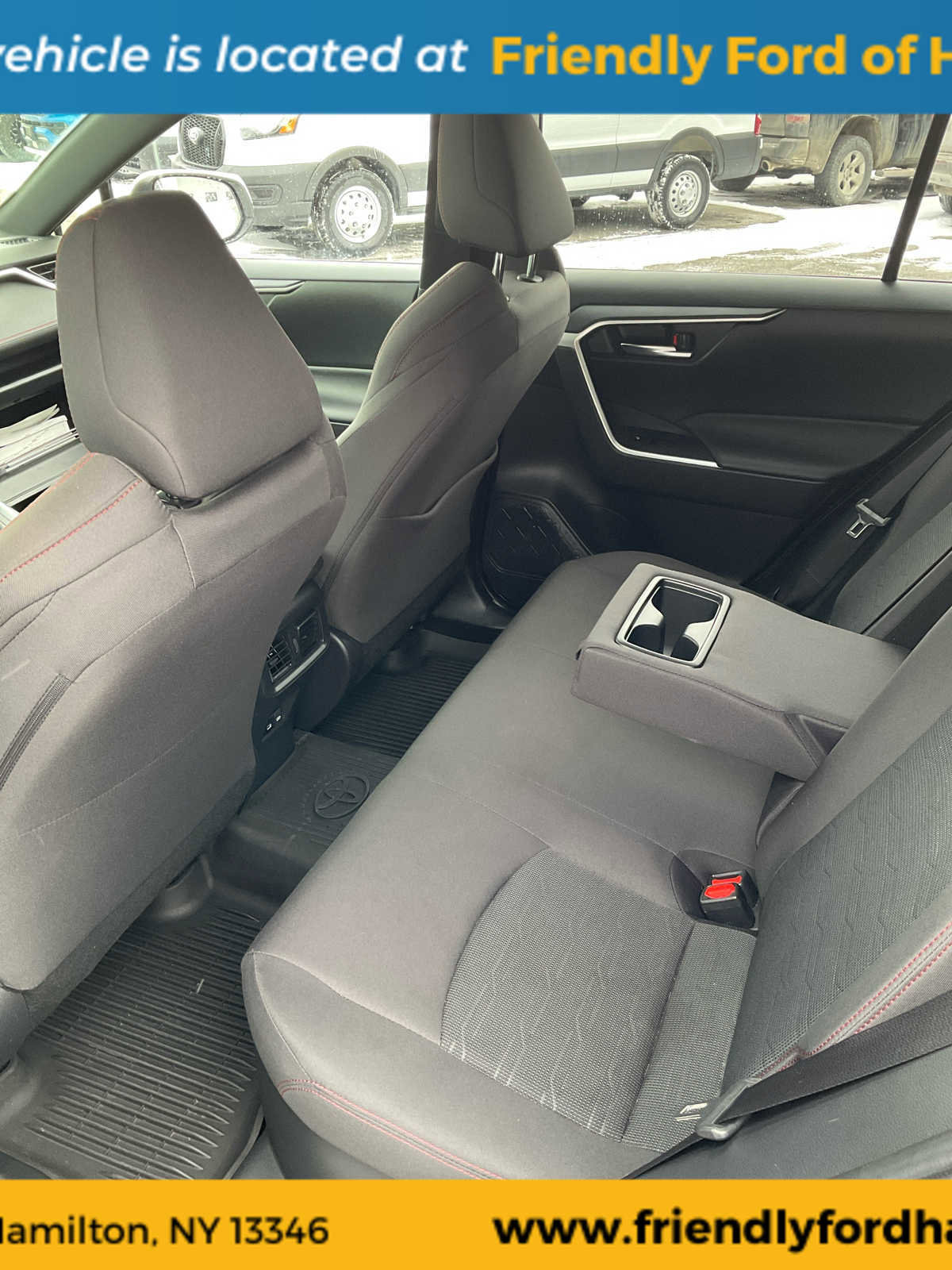 Used 2024 Toyota RAV4 SE w/ Weather & Moonroof Package image 30