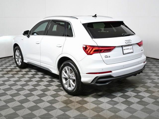 Used 2024 Audi Q3 2.0T Premium Plus AWD/4WD image 29