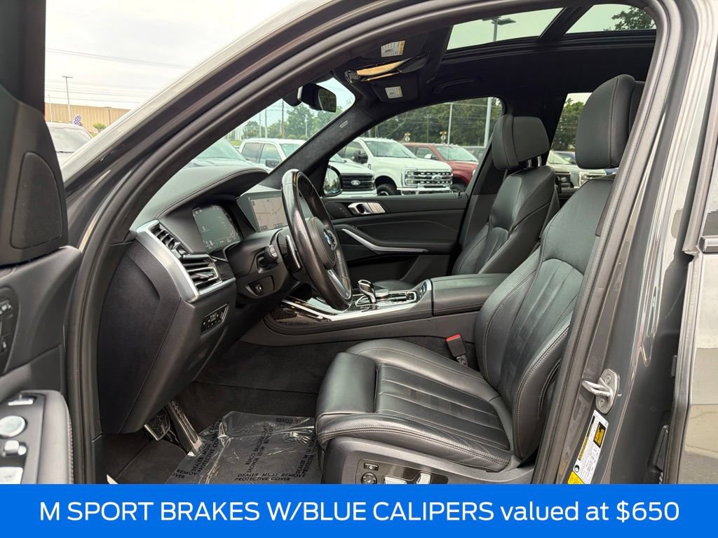 Used 2022 BMW X7 xDrive40i w/ M Sport Package AWD/4WD image 11
