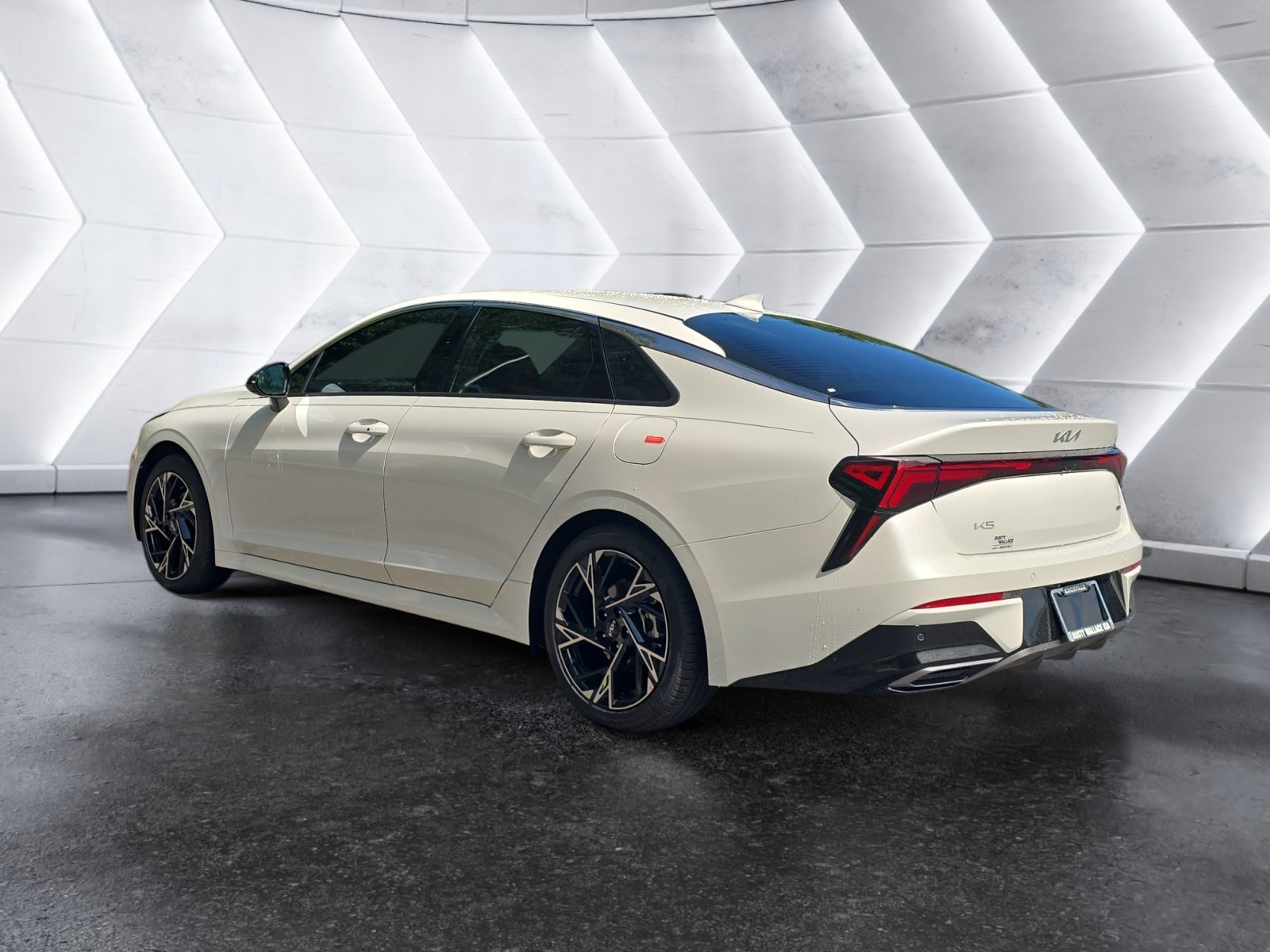 New 2027 Kia K5 GT-Line image 3