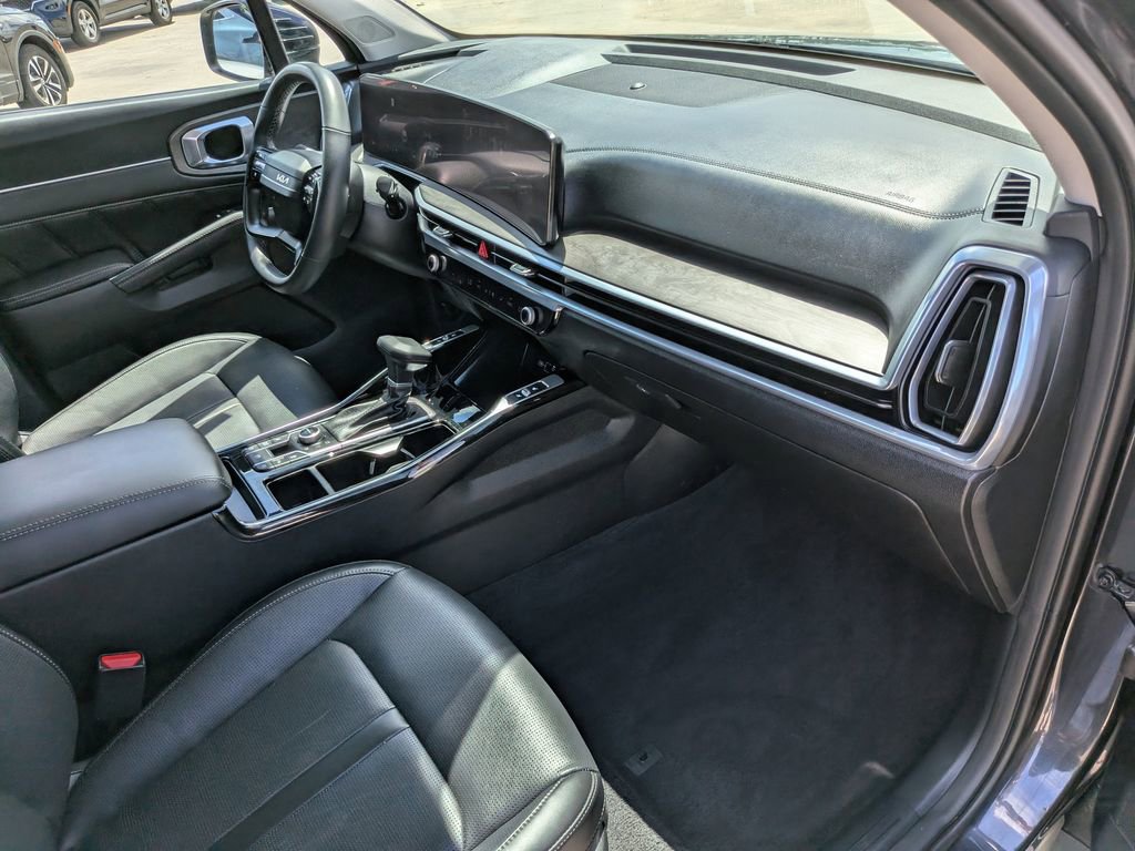 Certified 2026 Kia Sorento SX AWD/4WD image 14