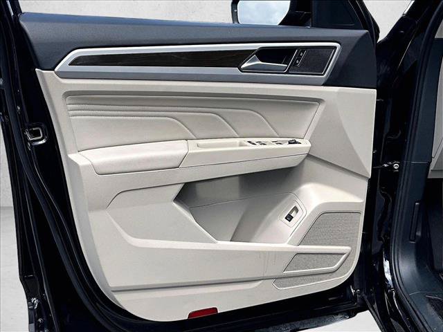 Used 2023 Volkswagen Atlas SE FWD image 17