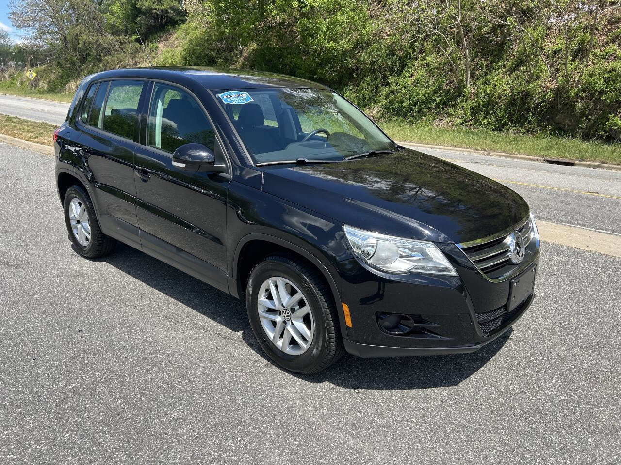 Used 2011 Volkswagen Tiguan S FWD image 12