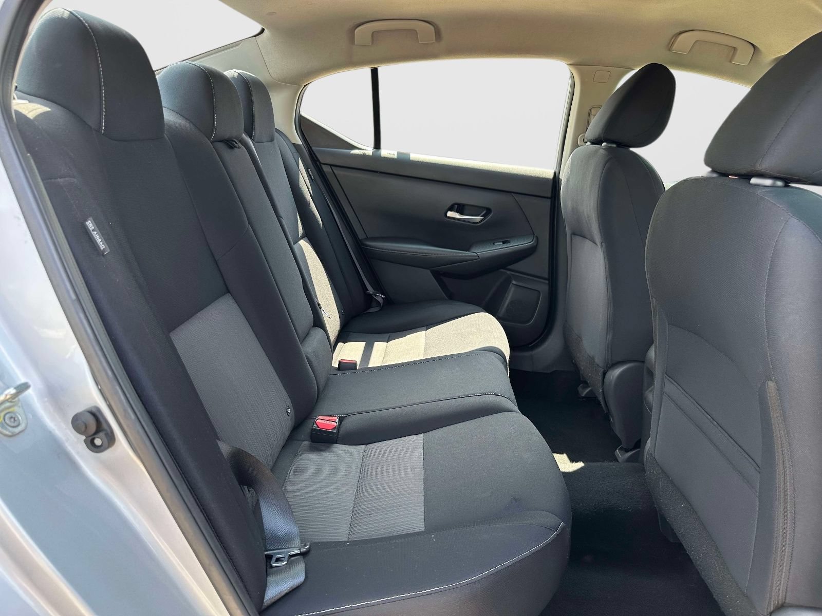 Used 2021 Nissan Sentra SV FWD image 11
