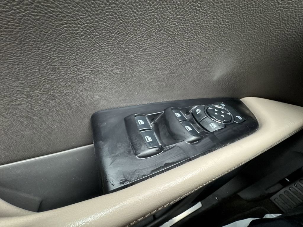 Used 2023 Lincoln Nautilus Reserve w/ Equipment Group 201A image 13