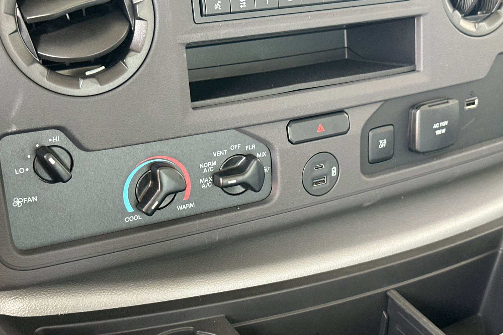 New 2025 Ford E-350 and Econoline 350 Super Duty w/ Power Equipment Group image 19