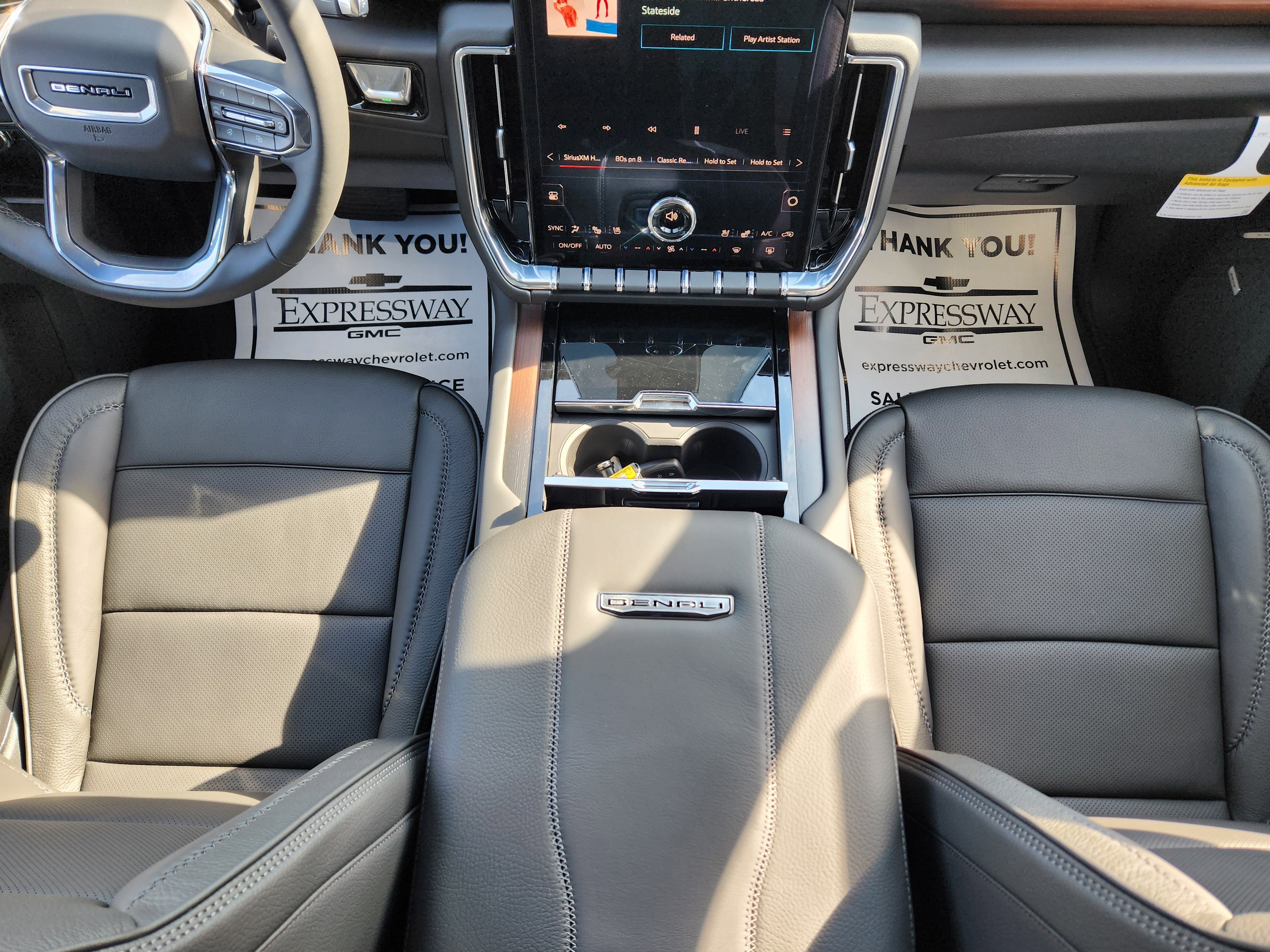 New 2026 GMC Yukon Denali w/ Denali Reserve Package image 12