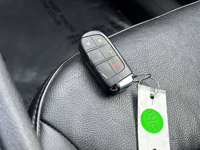 Certified 2022 Jeep Compass Limited image 28