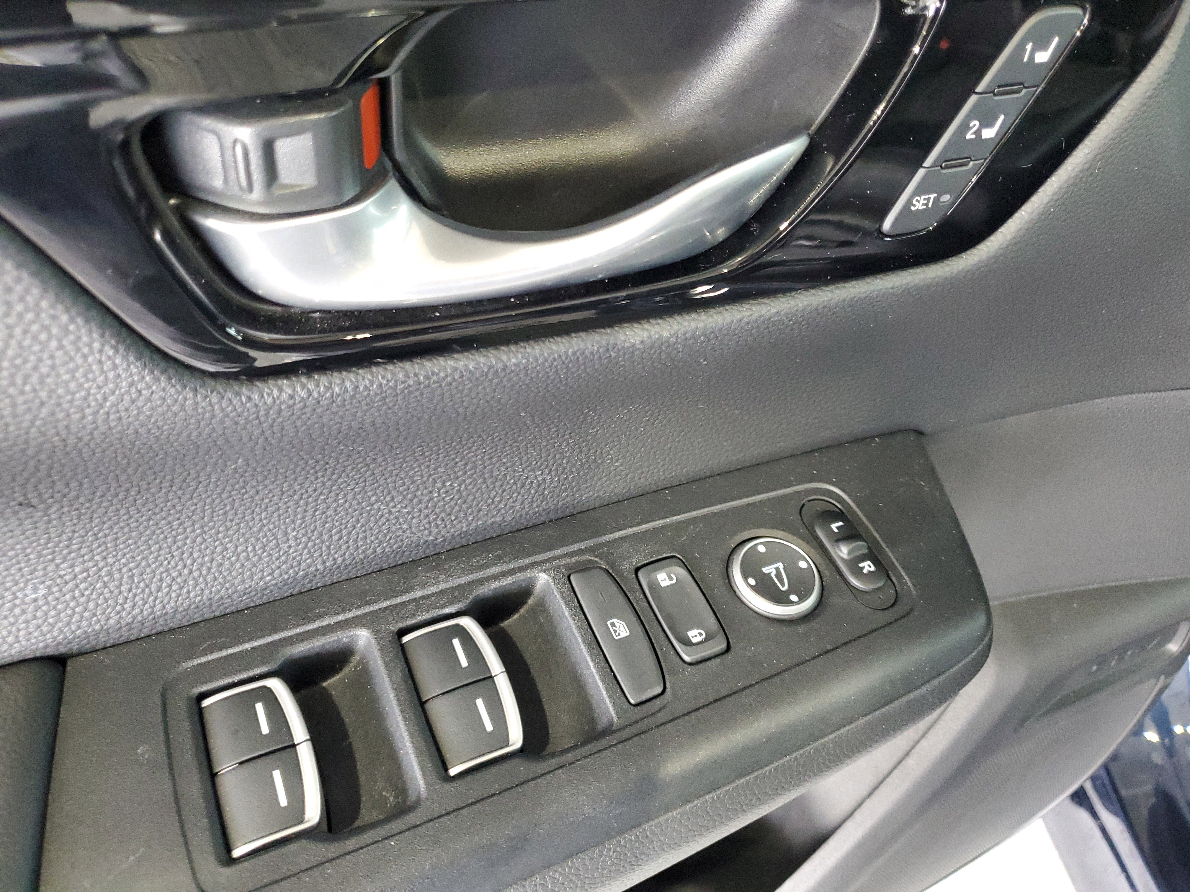 Used 2023 Honda CR-V EX-L image 14