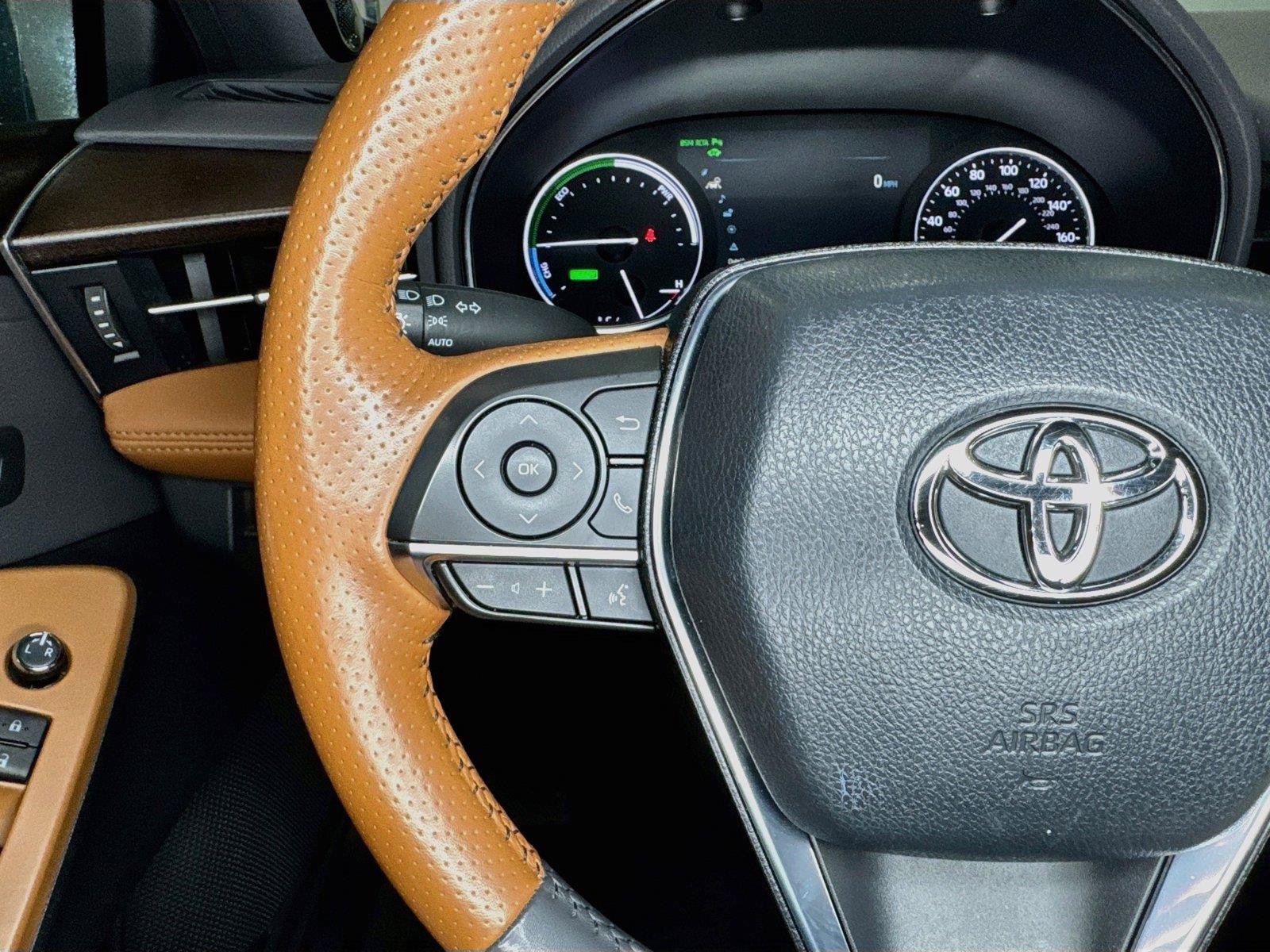 Used 2019 Toyota Avalon Limited w/ Advanced Safety Package FWD image 12