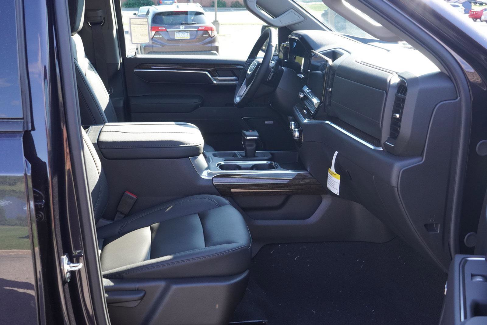 New 2026 GMC Sierra 1500 Elevation w/ Elevation Premium Package image 30