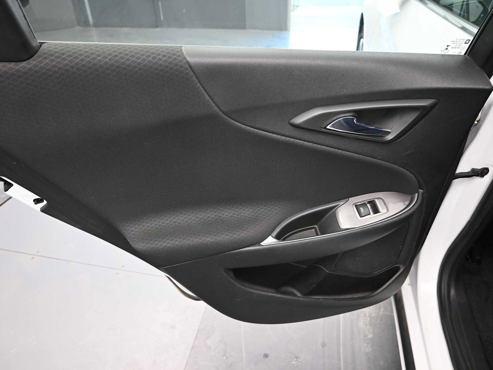 Used 2022 Chevrolet Malibu LS w/ Driver Confidence Package II image 16