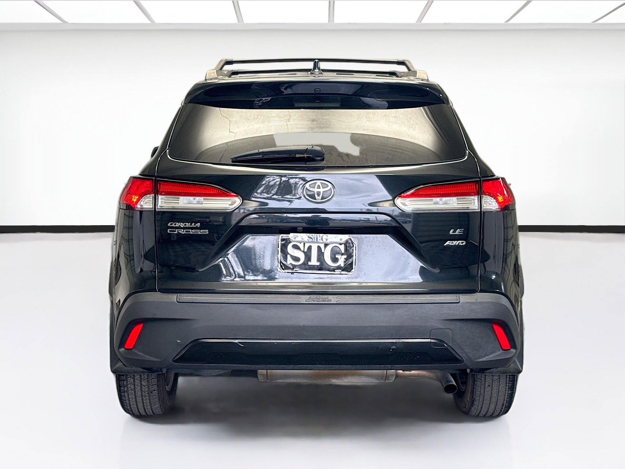 Used 2022 Toyota Corolla Cross LE image 5