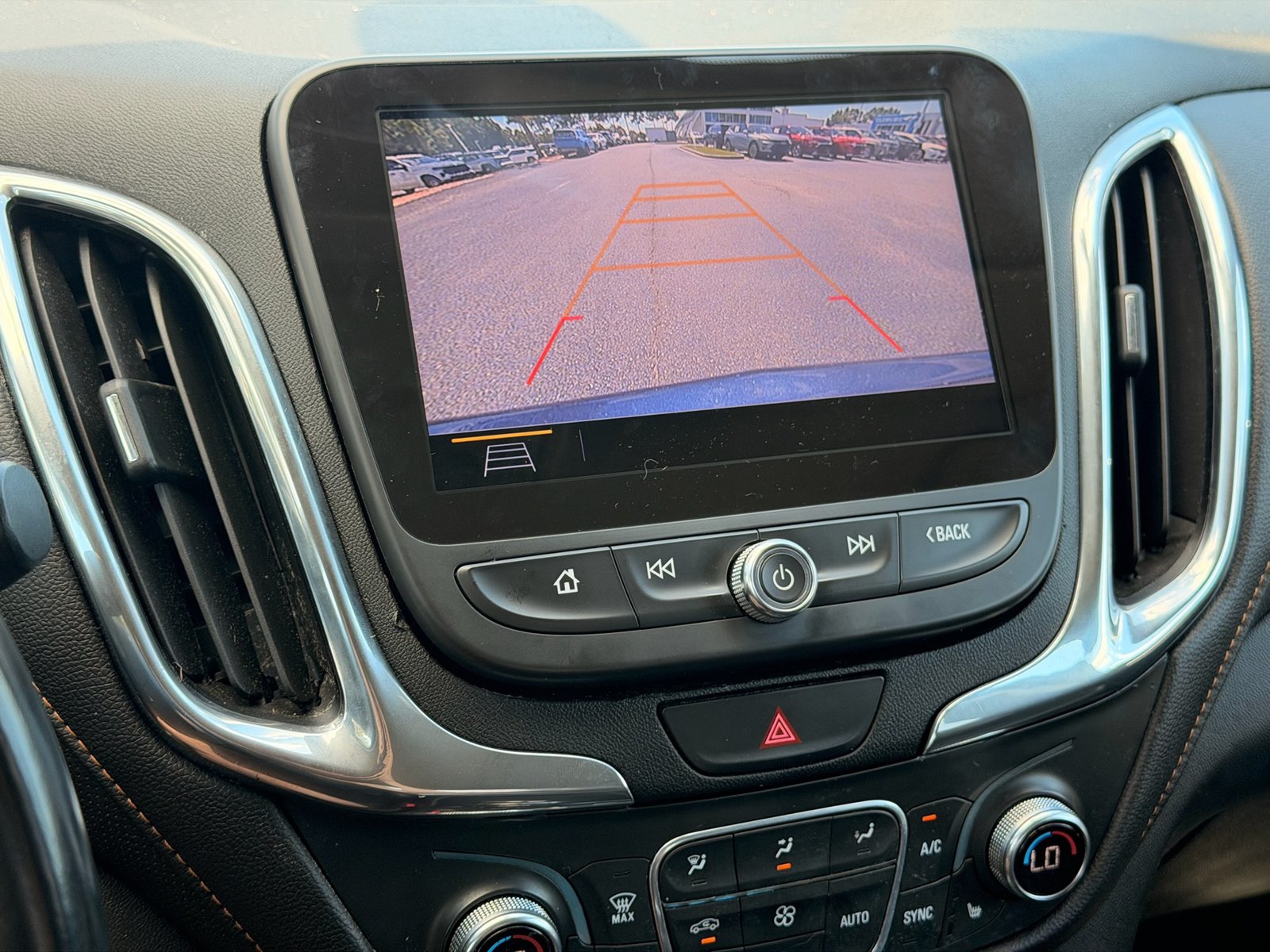 Used 2019 Chevrolet Equinox Premier AWD/4WD image 25