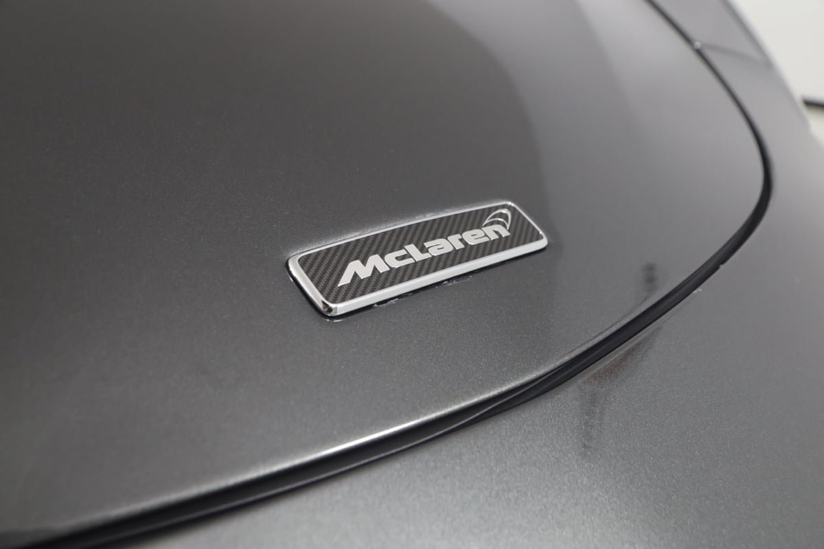 Used 2020 McLaren 570S Coupe RWD image 21