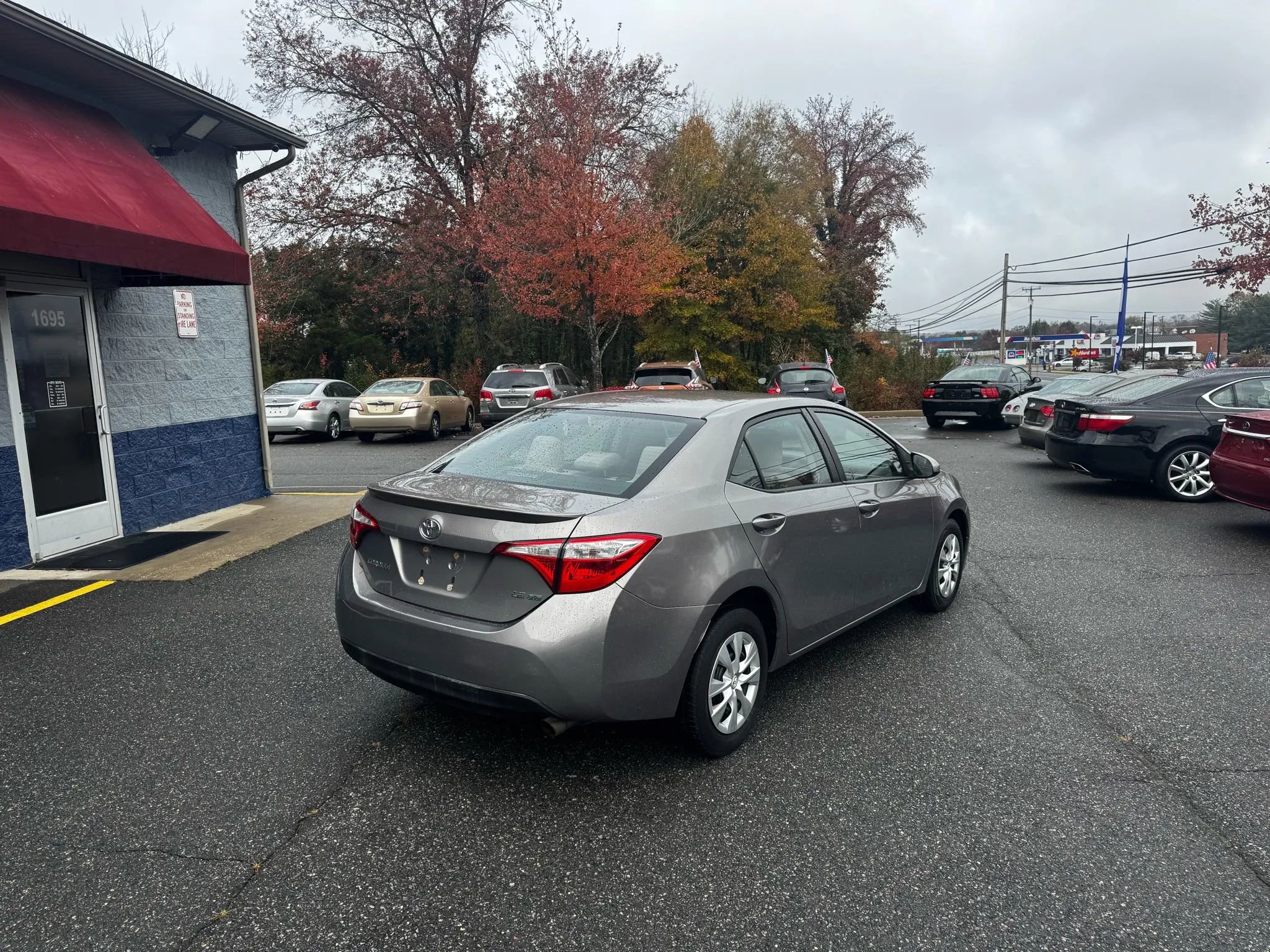 Used 2014 Toyota Corolla LE image 6