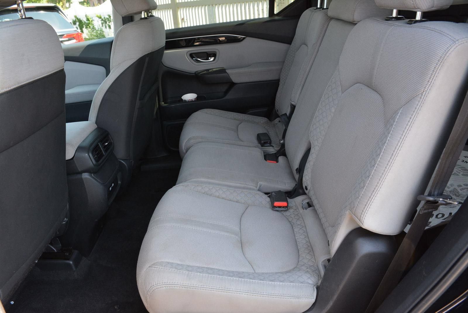 Used 2023 Honda Pilot LX image 14