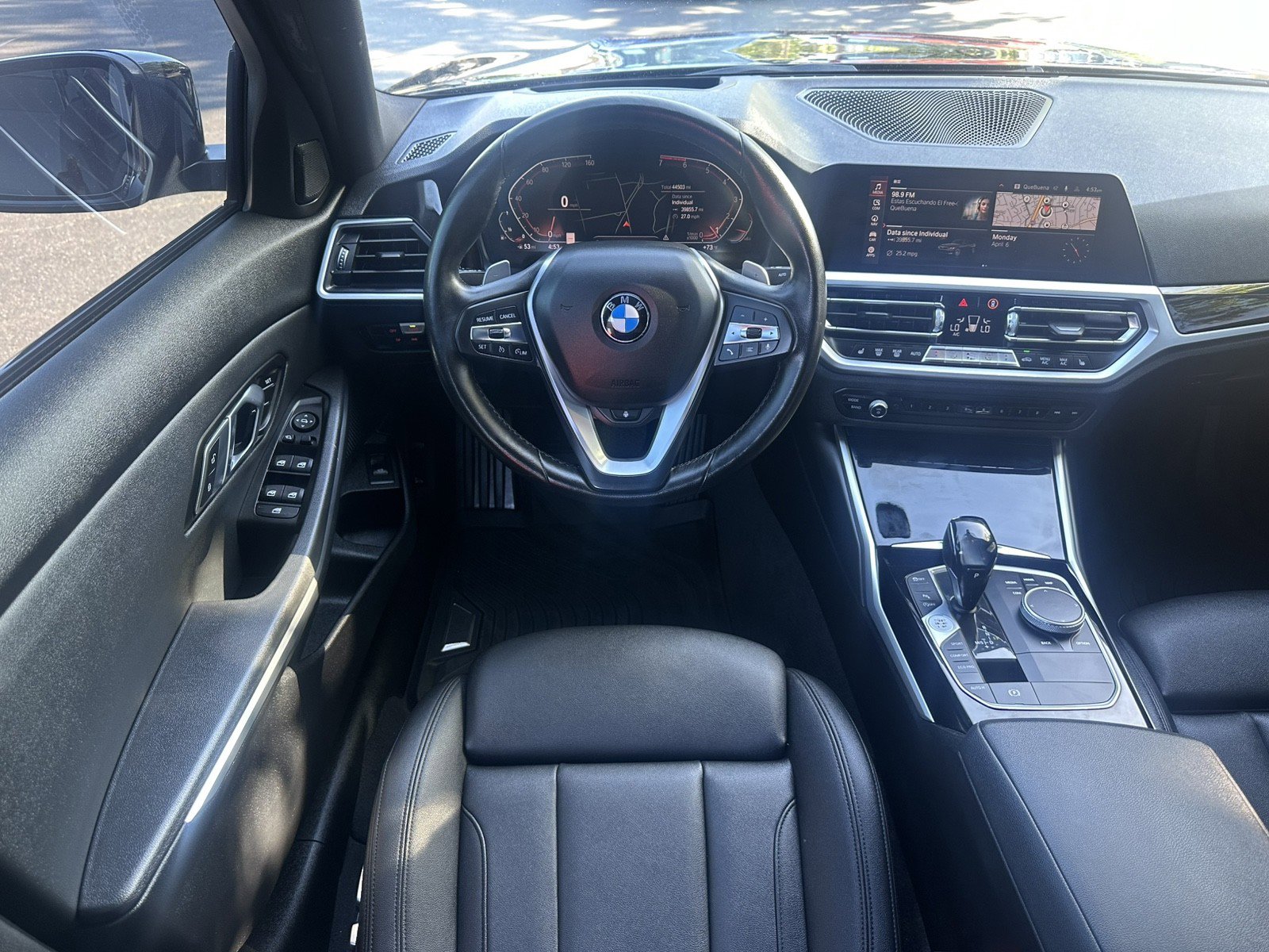 Used 2019 BMW 330i Sedan w/ Premium Package image 16