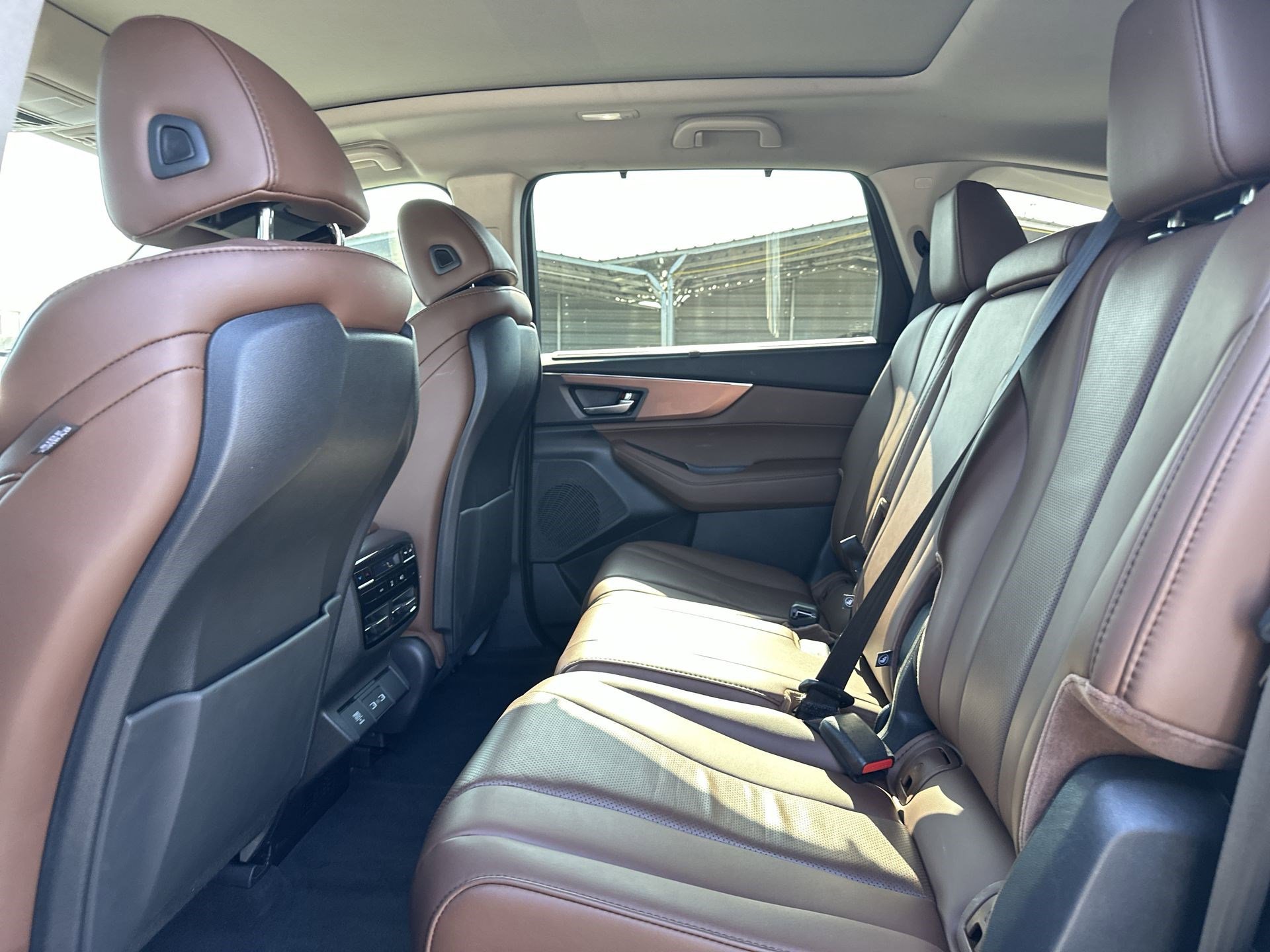 Used 2024 Acura MDX FWD w/ Technology Package image 23