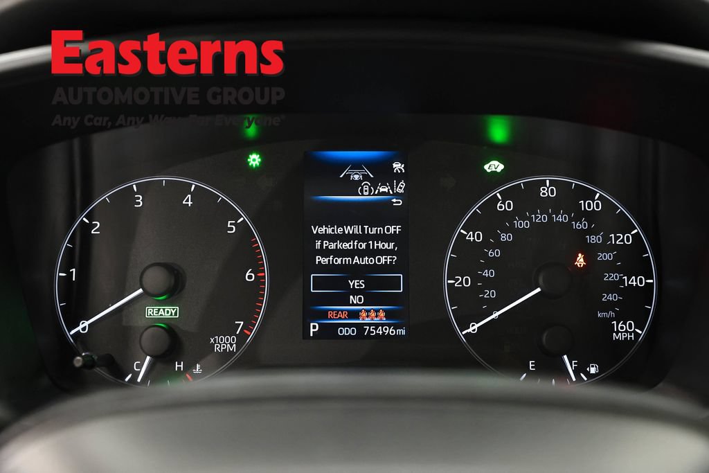 Used 2024 Toyota Corolla LE w/ LE Convenience Package FWD image 18