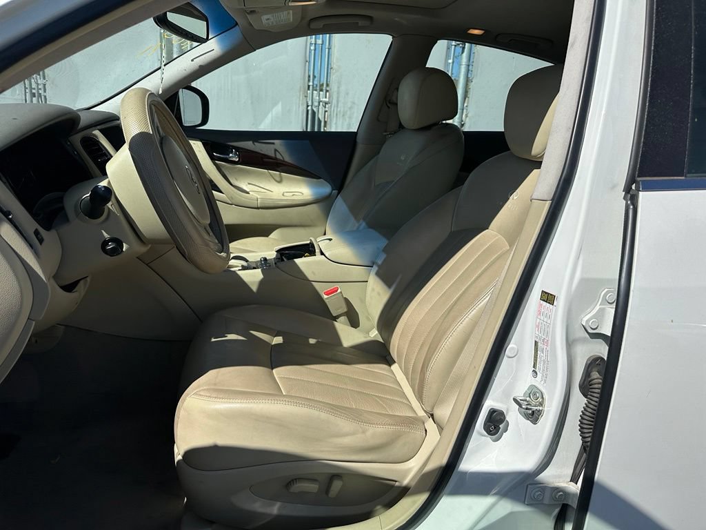 Used 2014 INFINITI QX50 Journey w/ Premium Package RWD image 10