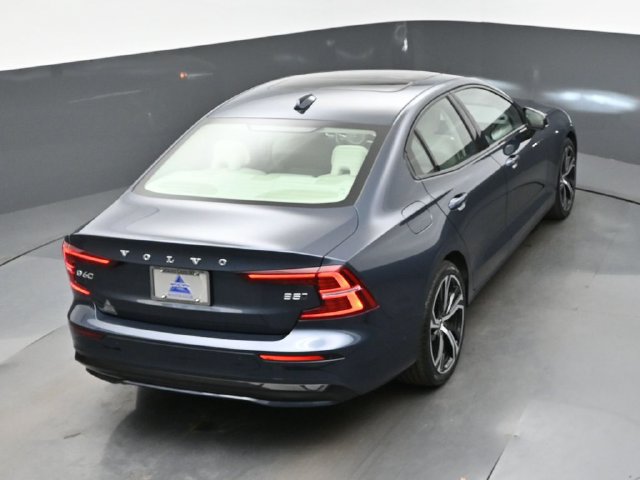 Certified 2024 Volvo S60 B5 Ultimate w/ Climate Package AWD/4WD image 47