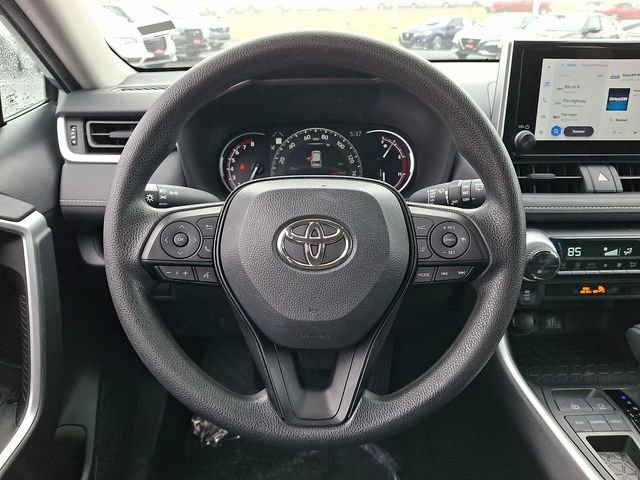 Used 2024 Toyota RAV4 XLE image 19