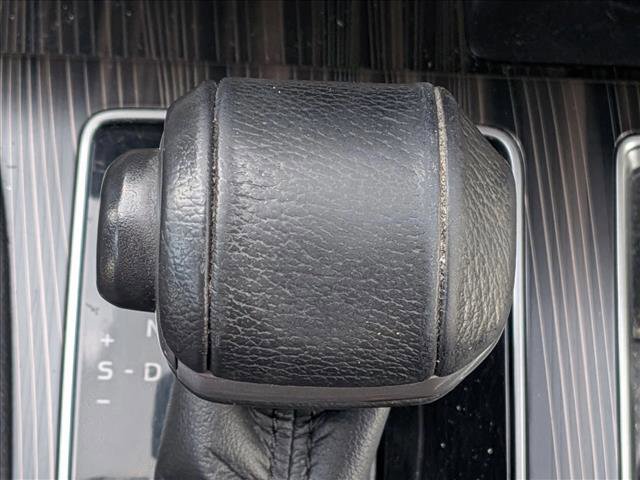 Used 2021 Toyota Sienna Platinum image 13