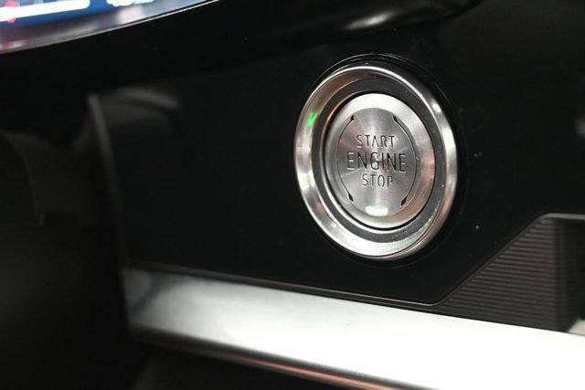 Used 2024 Chevrolet Corvette Stingray Preferred Conv w/ Z51 Performance Package RWD image 17