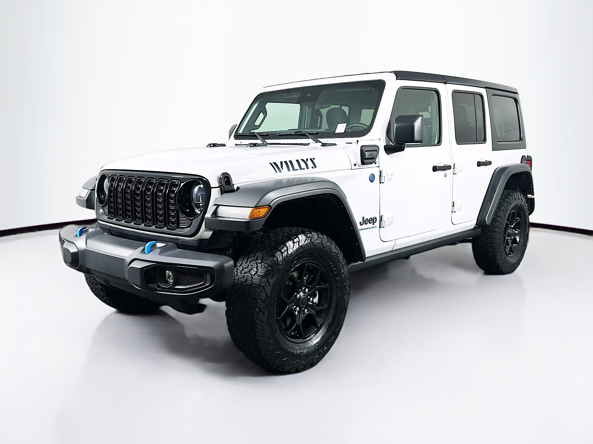 Used 2024 Jeep Wrangler Willys image 3