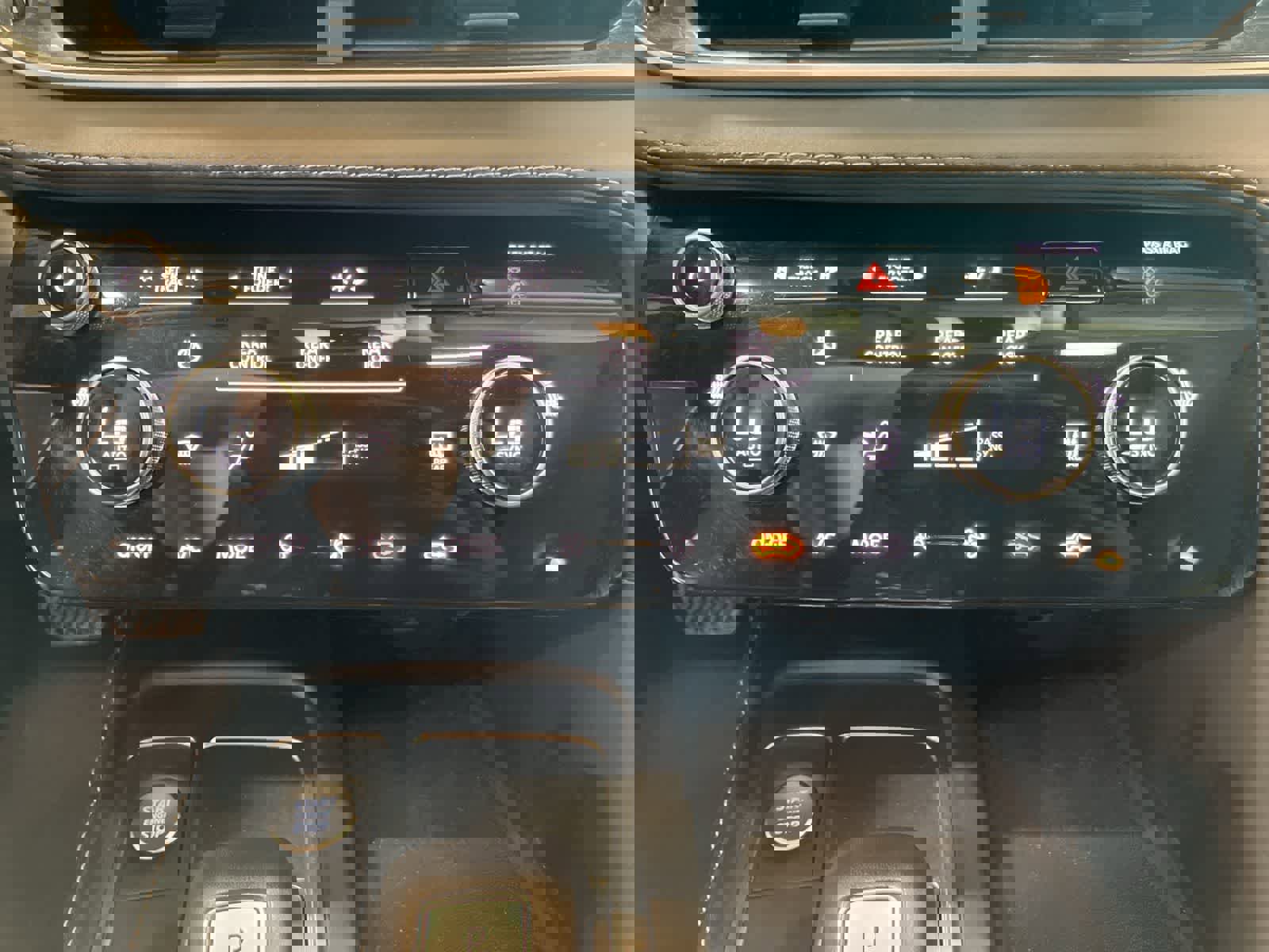 Used 2024 INFINITI QX60 Luxe AWD/4WD image 20