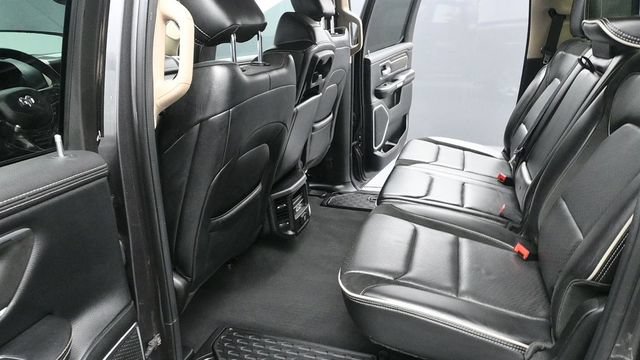 Used 2019 RAM 1500 Laramie AWD/4WD image 13