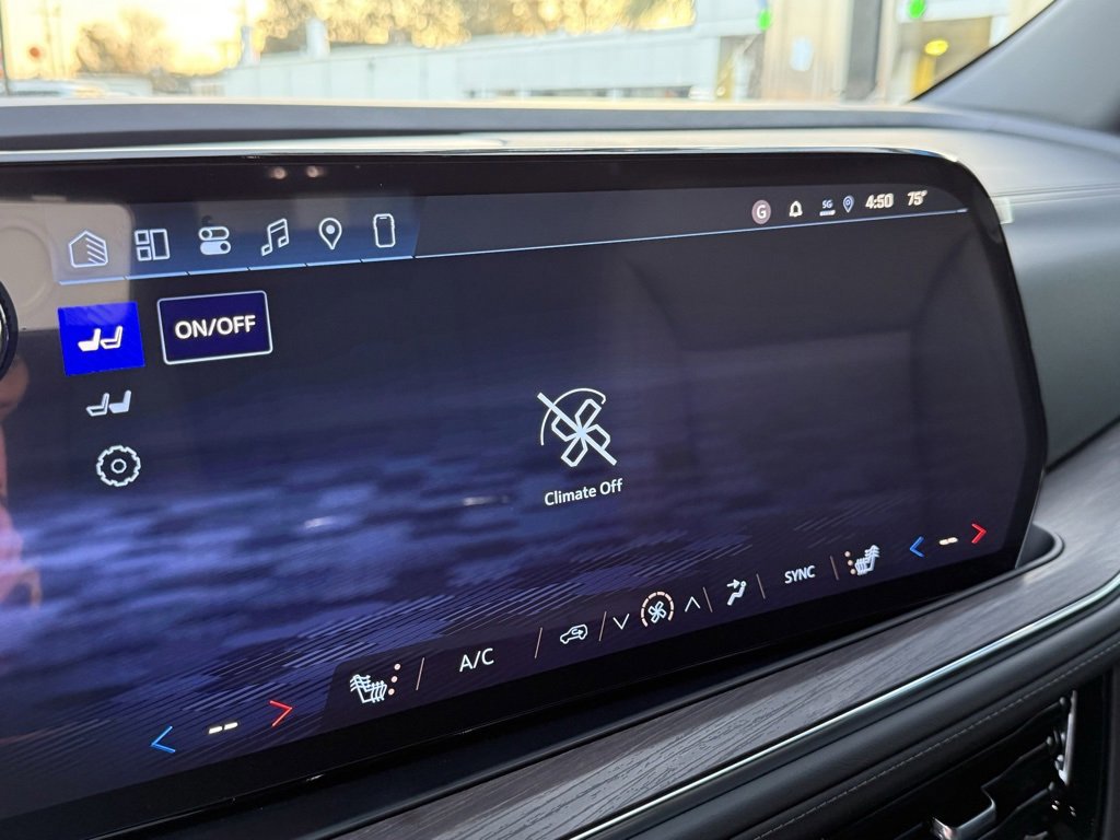 New 2026 Chevrolet Suburban LT w/ LPO, Dark Essentials Package image 22