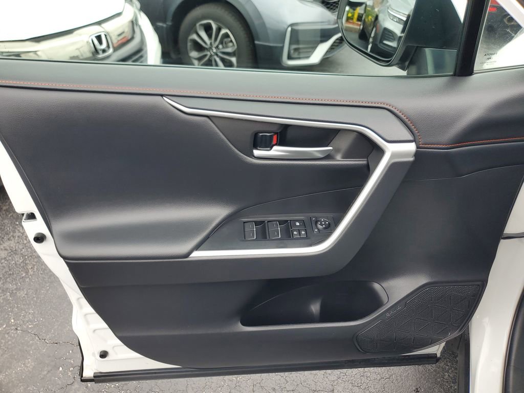 Used 2023 Toyota RAV4 Adventure image 18