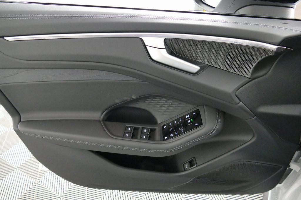 New 2026 Audi A6 Premium Plus AWD/4WD image 10