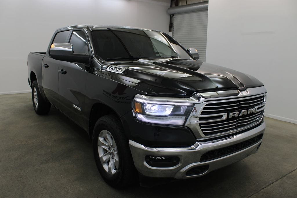 Used 2024 RAM 1500 Laramie AWD/4WD image 6