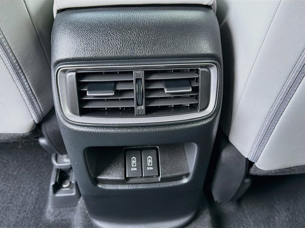 Used 2021 Honda CR-V Touring image 23