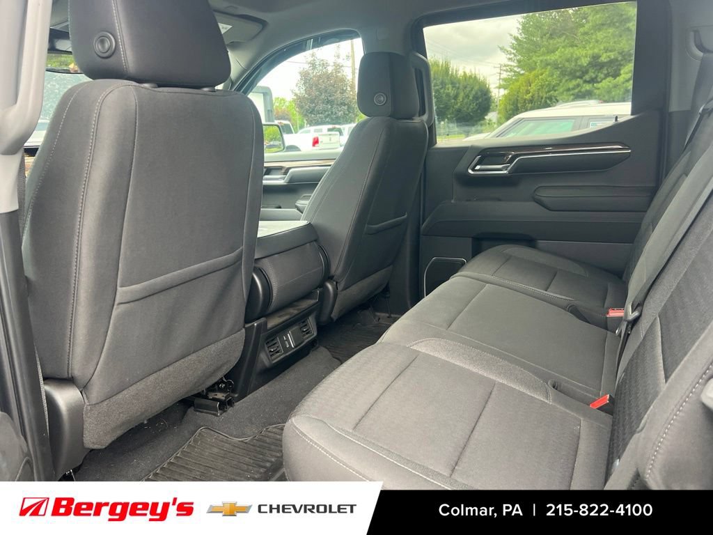 Certified 2023 Chevrolet Silverado 1500 LT AWD/4WD image 10