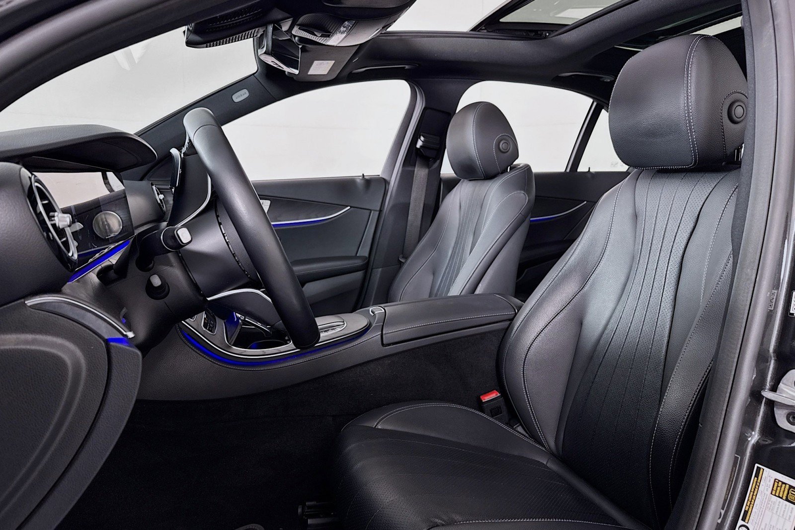 Used 2022 Mercedes-Benz E 350 Sedan image 16