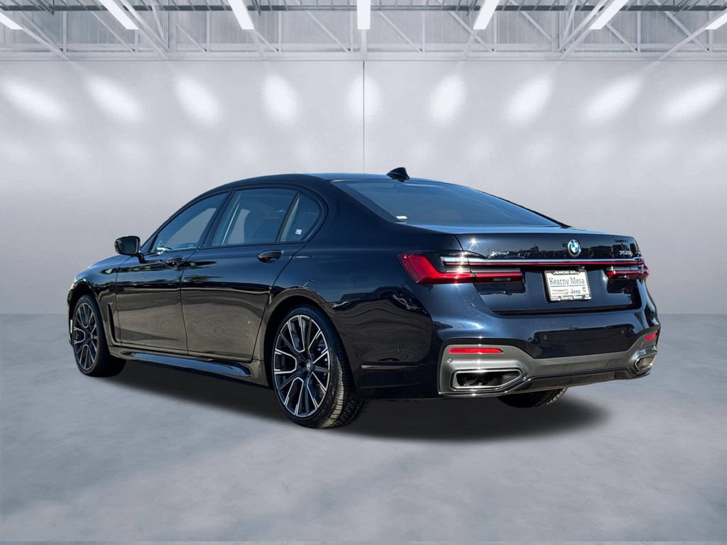 Used 2021 BMW 750i xDrive w/ Autobahn Package AWD/4WD image 4