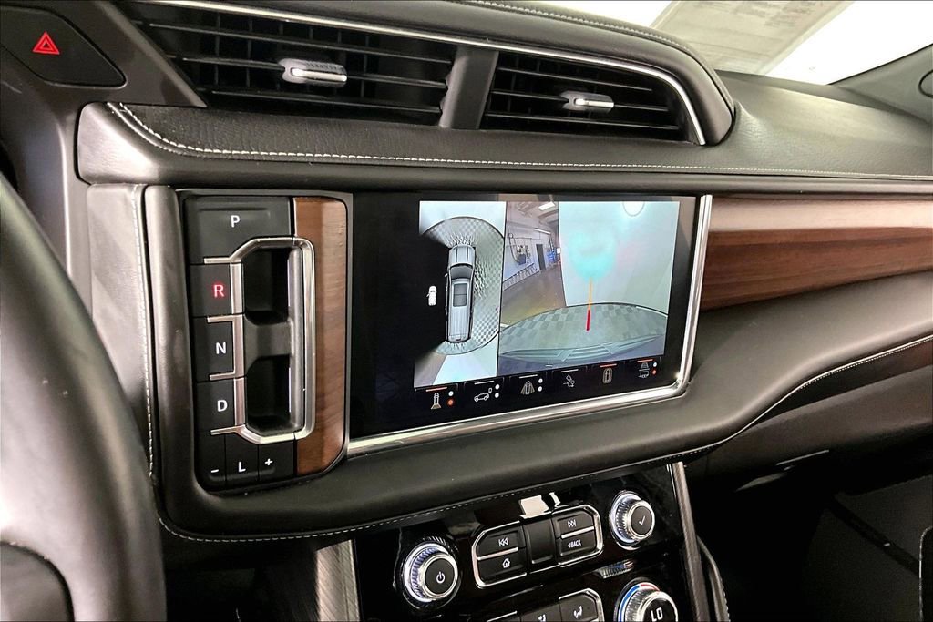 Used 2023 GMC Yukon Denali Ultimate AWD/4WD image 12