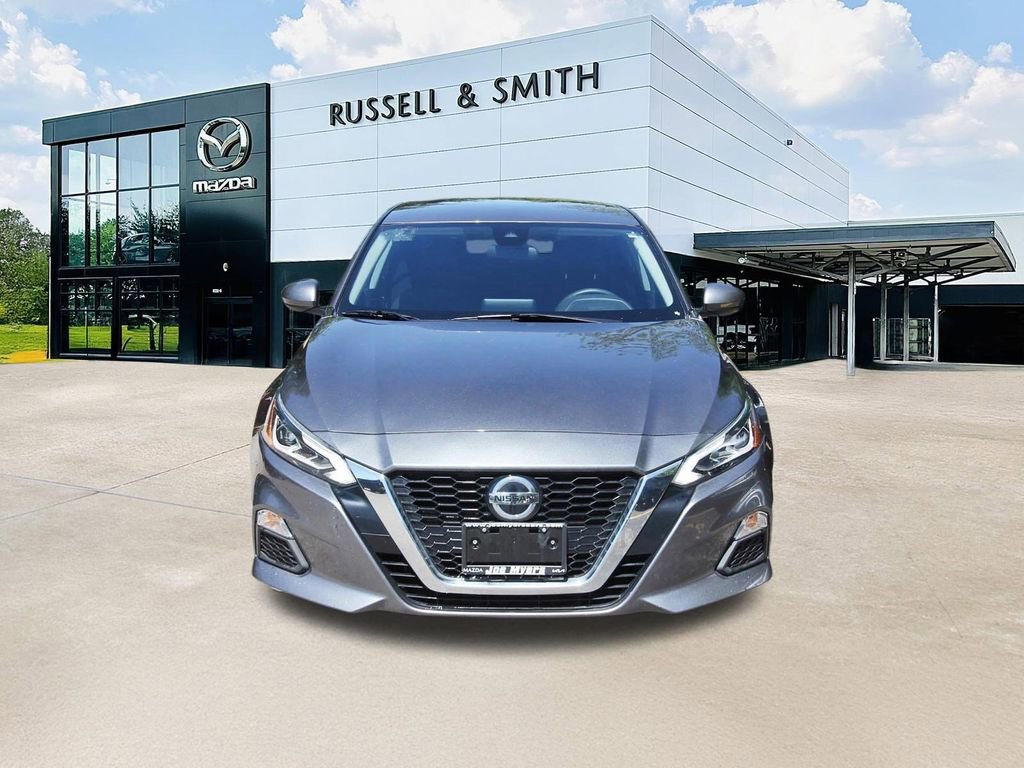 Used 2022 Nissan Altima 2.5 SV image 2