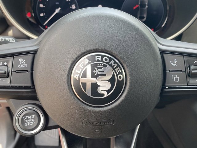 New 2025 Alfa Romeo Giulia AWD w/ Driving Assist Package image 25