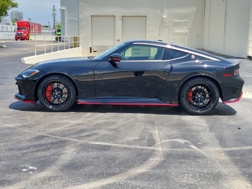 New 2027 Nissan Z Performance RWD image 9