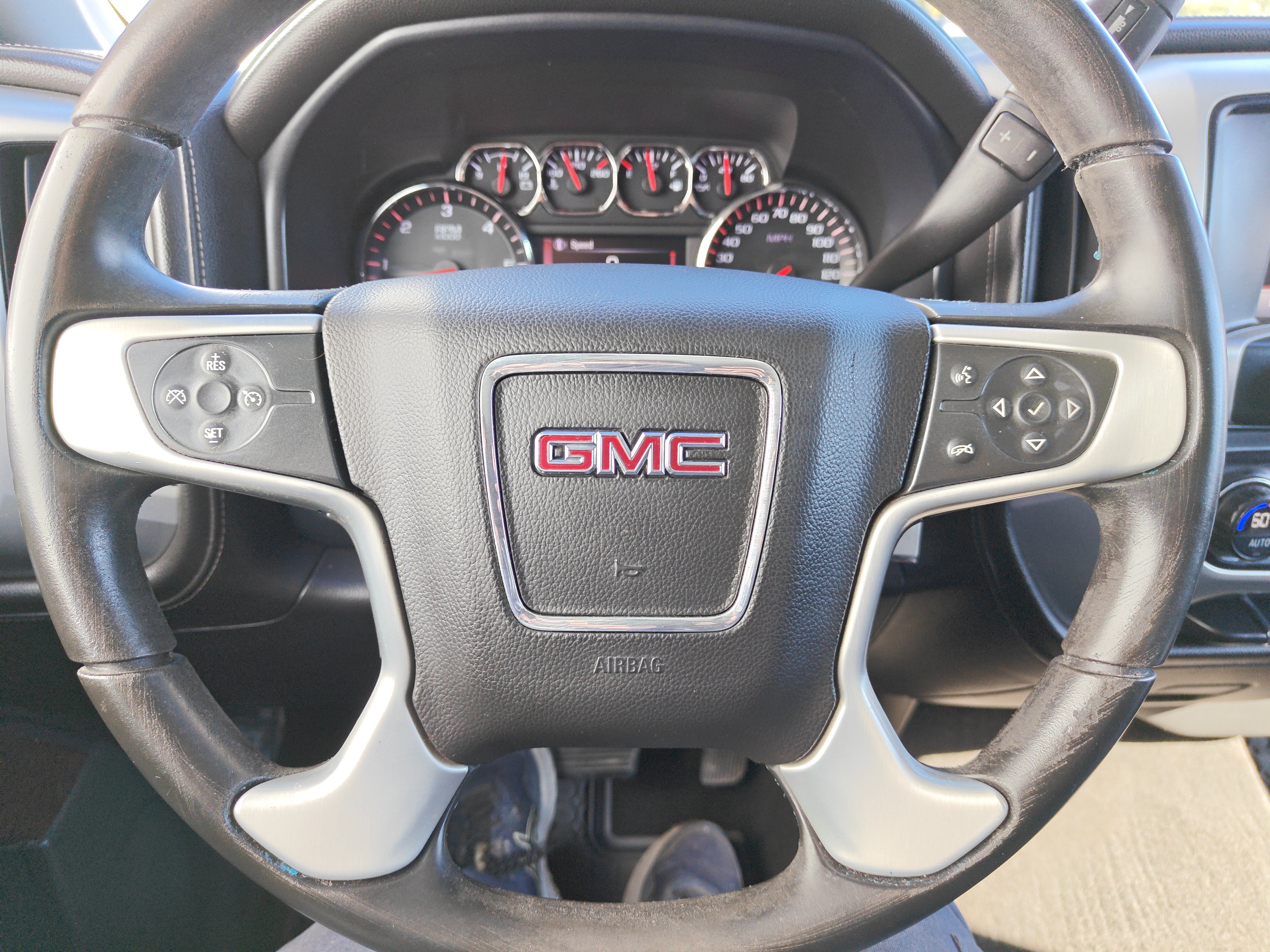 Used 2014 GMC Sierra 1500 SLE w/ SLE Value Package AWD/4WD image 22