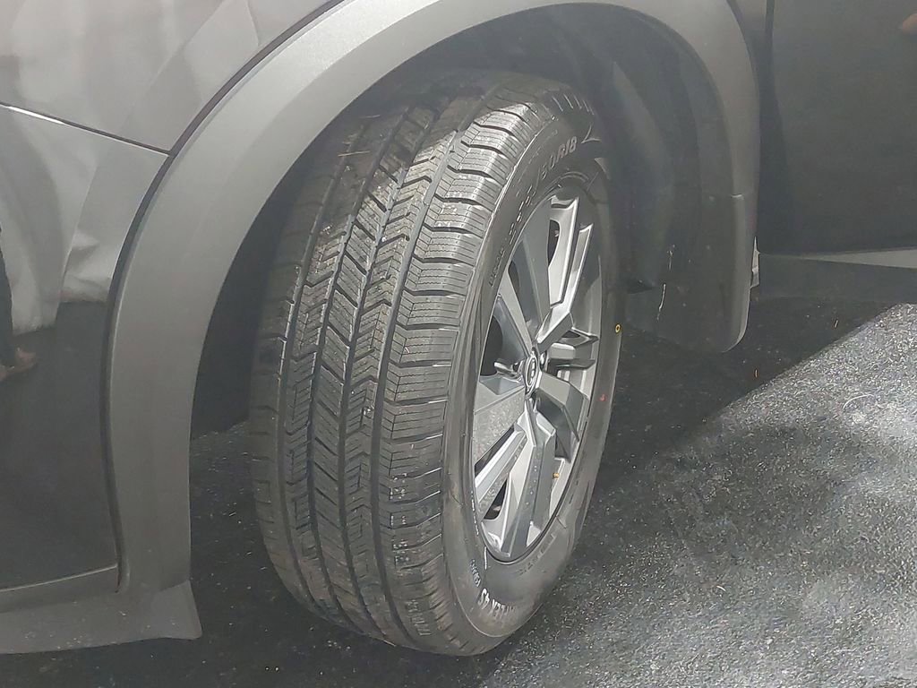 Used 2024 Nissan Pathfinder SV w/ Cargo Package image 33