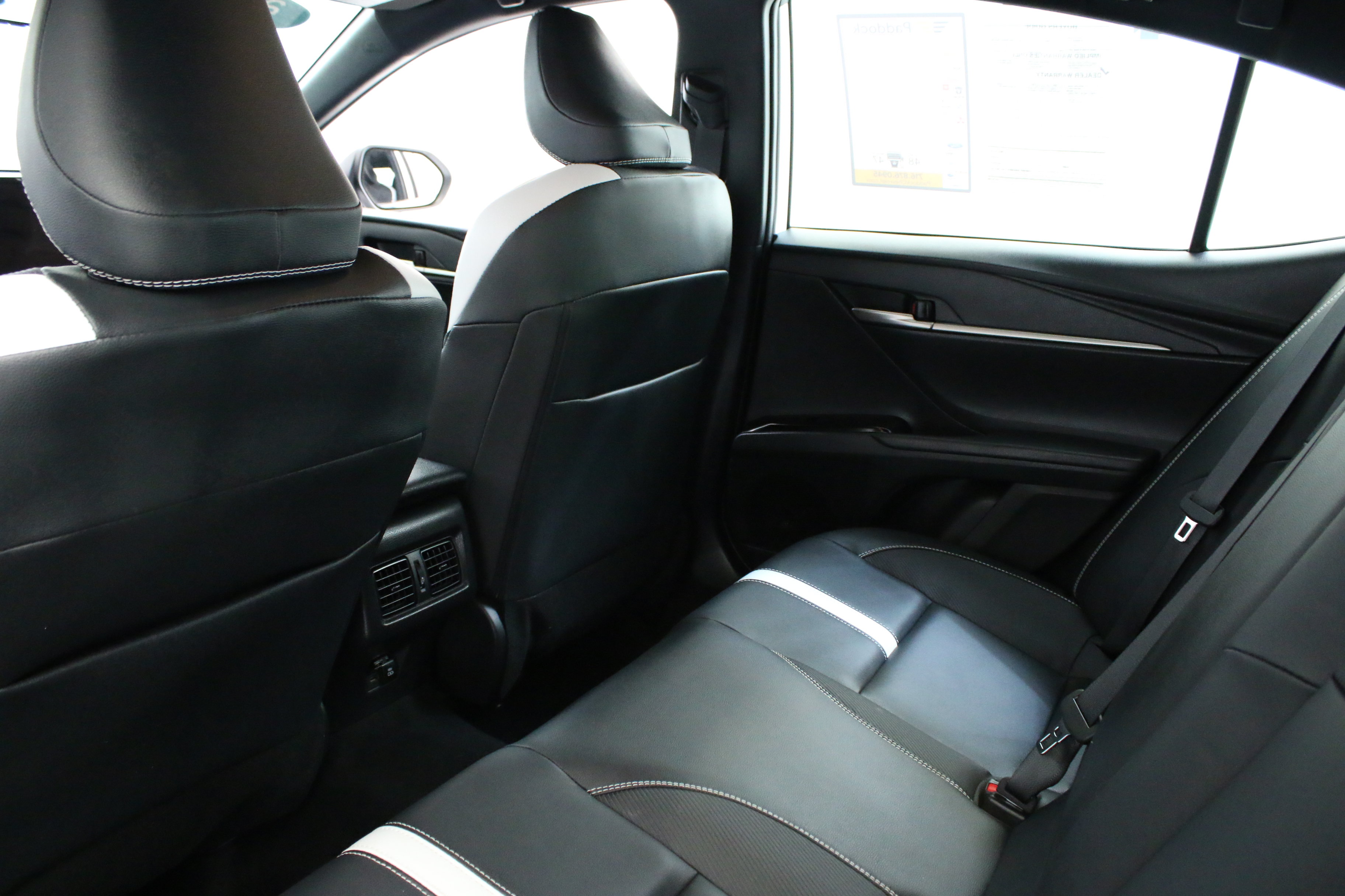 Used 2025 Toyota Camry SE w/ Convenience Package FWD image 23